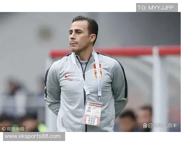 乌兹别克斯坦足协确认卡纳瓦罗及教练组抵达塔什干洽谈执教事宜