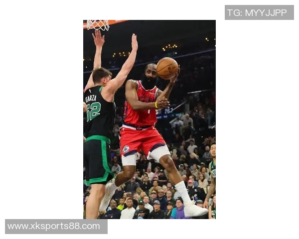 杰伦布朗本赛季表现惊艳场均301分63篮板5助攻真实命中率超60