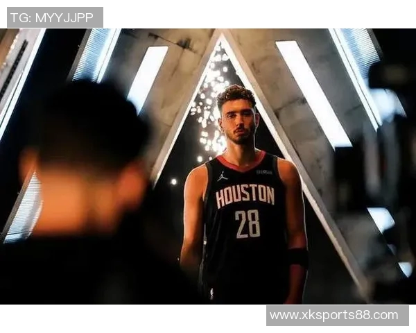 小贾巴里警告对手若放松防守申京将面临巨大挑战